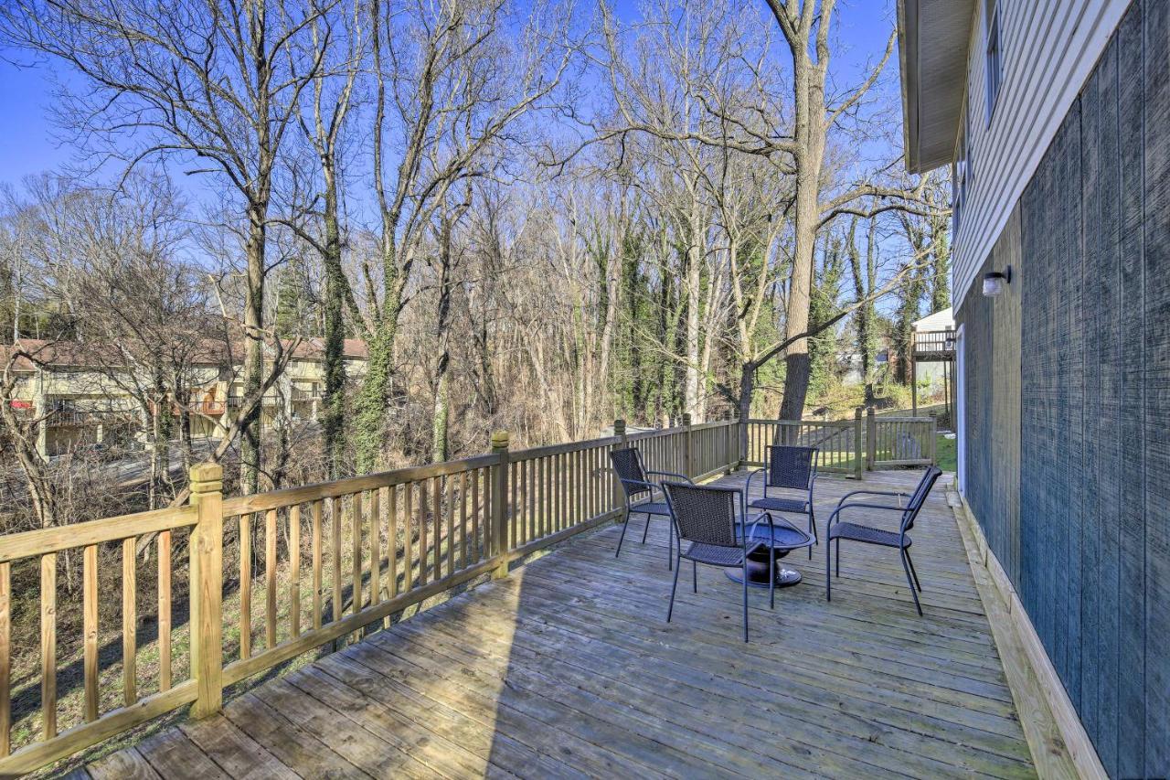Cozy Bristol Home With Yard About 1 Mile To Downtown! エクステリア 写真